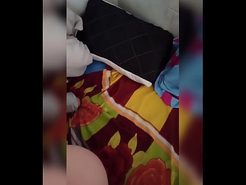❤️ Nire gelakidea etxean bakarrik geratzen da, bere senarra oporretara joaten delako eta nik izorratzeko eta ipurdia esnez betetzeko aprobetxatzen dut ❌ Sexua %eu.xxxsexjav.ruan ﹏